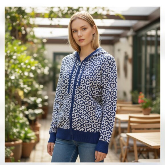 NWT GUESS AVERY FULL ZIP SWEATER HOODIE All Over Print - Picture 1 of 7